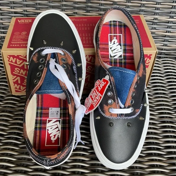 Vans Authentic Tartan Daze Multiaciddye WMNS